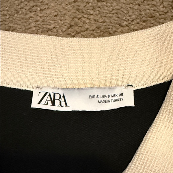 Zara Black Sweater Dress with Cream Collar - Picture 3 of 7
